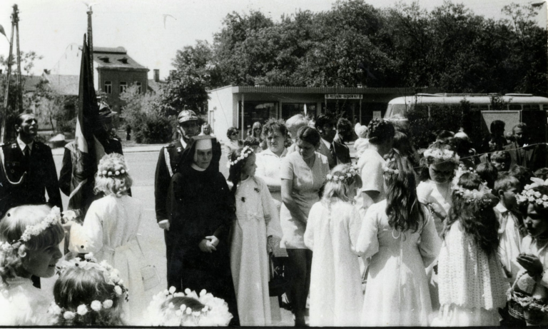 Procesja Bożego Ciała na Rynku w Głogowie.